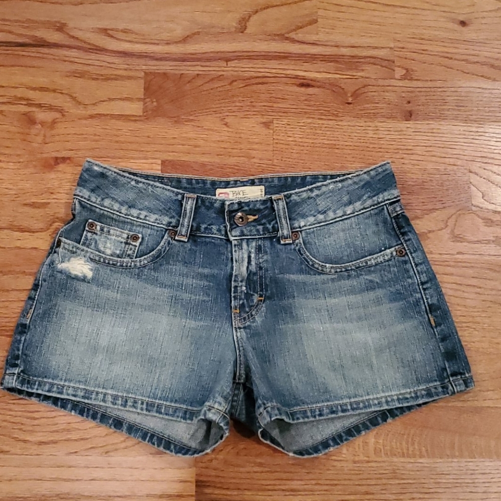 BKE brand shorts.